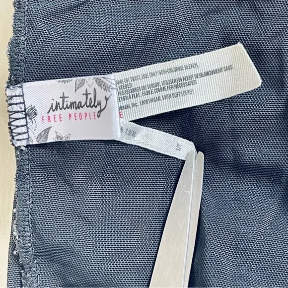 Free People Longline Lace Bralette - Picture 7 of 12